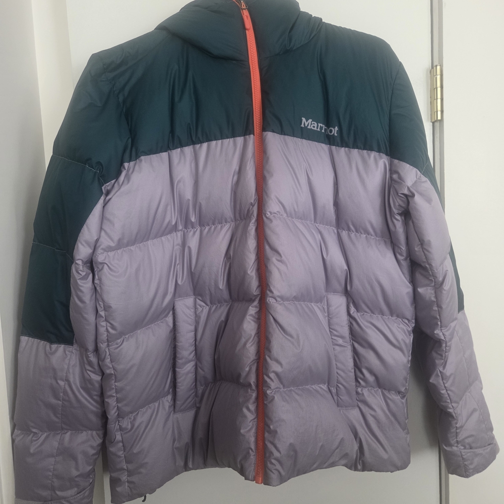 Marmot Womens Down Hooded Jacket